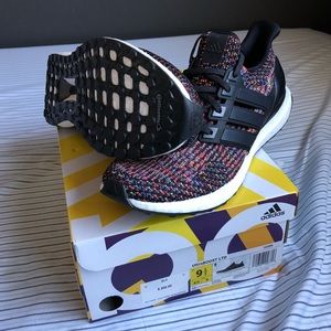 ADIDAS UltraBOOST LTD